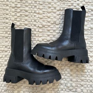 Reign boots by Thursday boot company